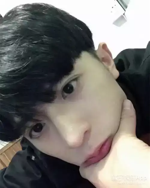吴晓彤